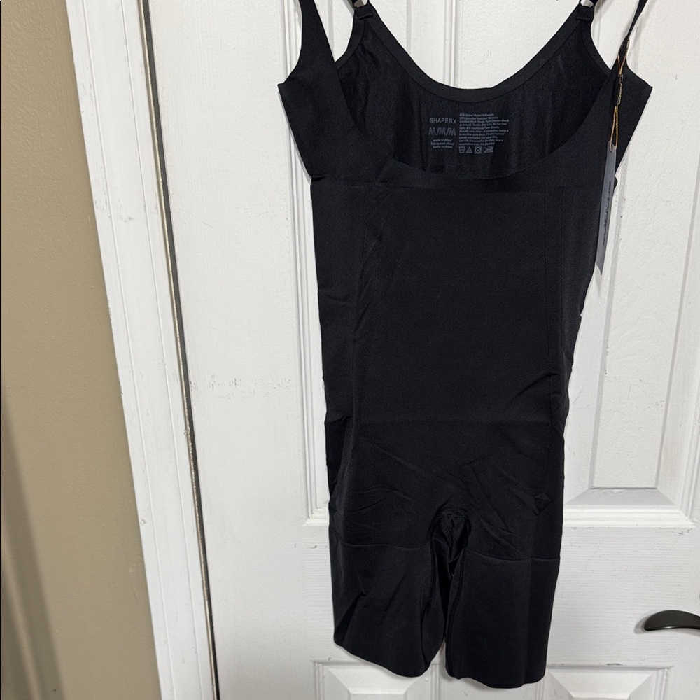 NWT ShaperX Fitness Black Fitness Bodysuit Size Medium